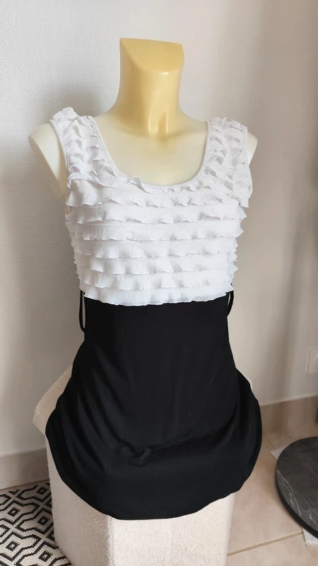 Adorable little black and white two-tone preppy / retro skater dress Size 3 – photo 6